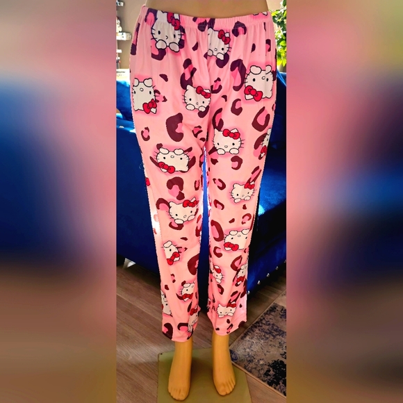 4 Hello Kitty Women & Teens Pajama Pants - Picture 5 of 11